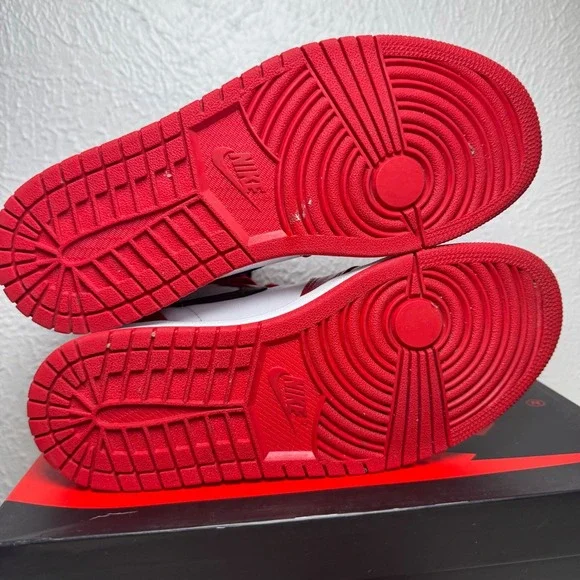 Nike Air Jordan 1 OG NRG Homage to Home Mens Sneakers Size 6.5 - Picture 13 of 16